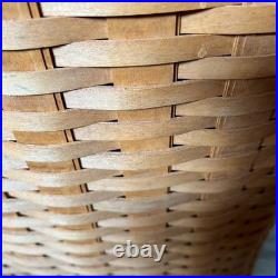 1997 Vintage Longaberger Large Hamper Laundry Basket with Lid and Protector 1997 Vintage Longaberger Large Hamper Laundry Basket with Lid and Protector