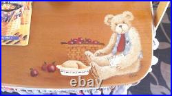 1998 Longaberger 2-Pie Basket with HP Apple Pie Lid by K. S. Lanam Complete Set