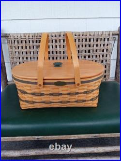 1999 Longaberger Traditions Generosity Woven Basket With Protectors Lid Liner