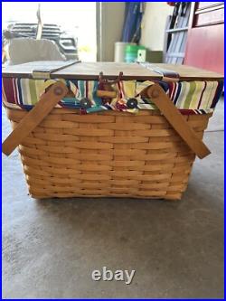 2000 Longaberger Picnic Basket Complete With Dishes handles, leather/wood clasp 2000 Longaberger Picnic Basket Complete With Dishes handles, leather/wood clasp