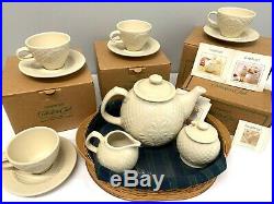2004 Longaberger Collectors Club Tea Collection 16 Pieces Basket and Tea Set