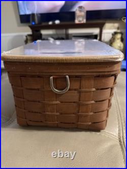 2009 Longaberger Med. Rectangle Storage Basket with Lid, Fabric Liner & Protector
