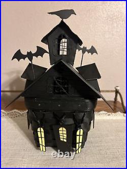 2012 Longaberger Haunted House With Lid And Tie Ons