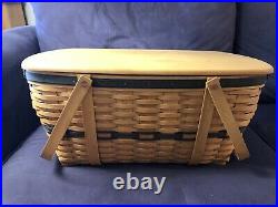 LONGABERGER Collectors Club 1999 Family Picnic Basket with Lid and Protector Set
