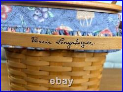 LONGABERGER Large Double-Handled Picnic Basket with Liner Protector Table 1998 LONGABERGER Large Double-Handled Picnic Basket with Liner Protector Table 1998