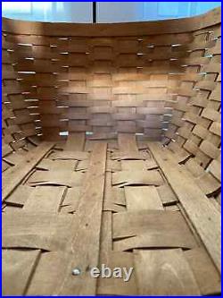 Longaberger 1986 Extra Large Picnic Basket Lid Handles 24 L x 16 W x 10/18 H