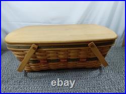 Longaberger 1996 Collectors Club Family Picnic Basket with Liner