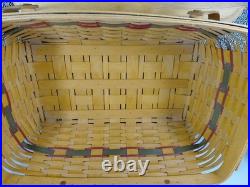 Longaberger 1996 Collectors Club Family Picnic Basket with Liner