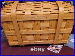 Longaberger 1999 Collectors Club Family Picnic Basket with Liner Dual protectors