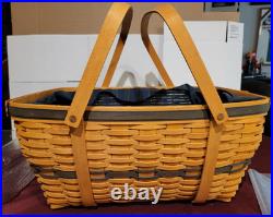 Longaberger 1999 Collectors Club Family Picnic Basket with Liner Dual protectors