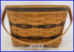 Longaberger 1999 Edition Traditions Collection Generosity Basket withLid & Liner