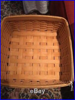 Longaberger 2001 Fathers Day Checkerboard Basket Set with Prot, Lid & Checkers
