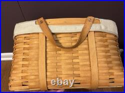Longaberger 2001 Hostess Medium Wash Day Basket with Protector and Liner- Retired