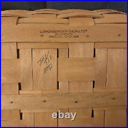 Longaberger 2002 Large Picnic Basket Attached Lid Retired