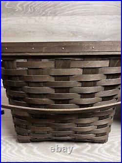 Longaberger 2009 Rich Brown Large Picnic Basket WithRiser & Clear Protector READ