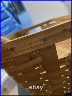 Longaberger 2011 Blanket Basket With Protector Used Condition Longaberger 2011 Blanket Basket With Protector Used Condition