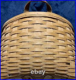 Longaberger 2011 Blanket Basket With Protector Used Condition