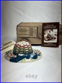 Longaberger 2013 Collectors Club Miniature Spring Bonnet Basket-NEW