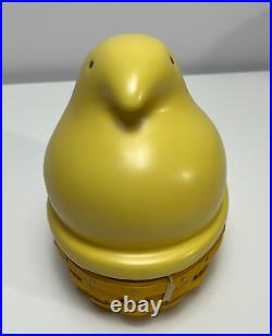 Longaberger 2013 Yellow Easter Peep SetCeramic Top, Basket & Protector NWT