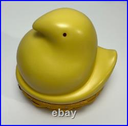 Longaberger 2013 Yellow Easter Peep SetCeramic Top, Basket & Protector NWT
