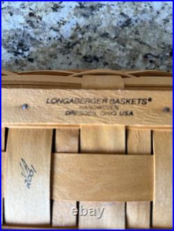 Longaberger 2 Tier Wrought Iron Stand With 2 Baskets, Wood Divider, 1 Liner Longaberger 2 Tier Wrought Iron Stand With 2 Baskets, Wood Divider, 1 Liner