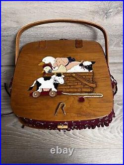 Longaberger Classic 1991 Picnic Basket WithFabric Liner & Painted Lid By B. Chapman