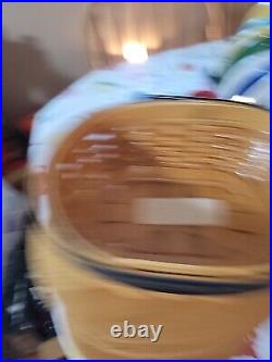 Longaberger Collectors Club Harmony Set Of 5 Stackable Baskets With Lids And Pro