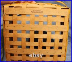 Longaberger Hostess Two Pie Basket Signed by Gerry Longaberger Longaberger Hostess Two Pie Basket Signed by Gerry Longaberger