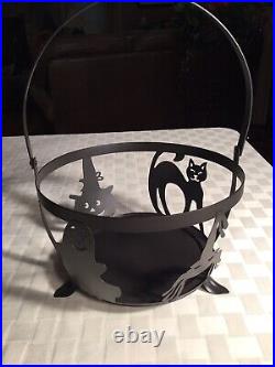 Longaberger Large Cauldron Basket With Protector, Liner, Lid, And Holder