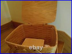 Longaberger Large Picnic Basket Set beautiful lid prot riser shipping included