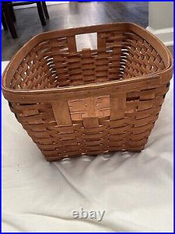 Longaberger Laundry Basket With Carrying Handles- 1990 23x 17 And 9.2 Height