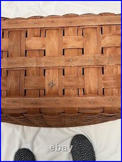 Longaberger Laundry Basket With Carrying Handles- 1990 23x 17 And 9.2 Height