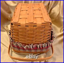Longaberger Picnic Basket RARE 1994 Hostess Gift Hinged Lid & Knob Plaid Skirt
