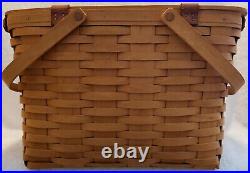 Longaberger Picnic Basket Signed SMO 2000 Swing Handles Riser Protector Large Longaberger Picnic Basket Signed SMO 2000 Swing Handles Riser Protector Large