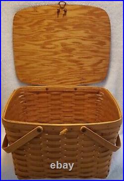 Longaberger Picnic Basket Signed SMO 2000 Swing Handles Riser Protector Large Longaberger Picnic Basket Signed SMO 2000 Swing Handles Riser Protector Large