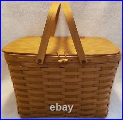 Longaberger Picnic Basket Signed SMO 2000 Swing Handles Riser Protector Large Longaberger Picnic Basket Signed SMO 2000 Swing Handles Riser Protector Large