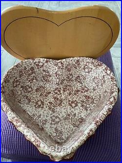 Longaberger Set of 2 1999 Heart-shaped Love Letters Baskets W Lids/Liners/Protec