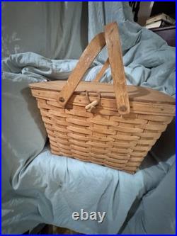 Longaberger Vintage Large Picnic Basket With Plastic Liner