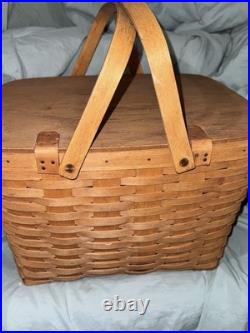 Longaberger Vintage Large Picnic Basket With Plastic Liner
