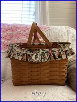 Longaberger Vintage Picnic Basket Lined Longaberger Vintage Picnic Basket Lined