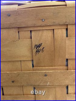 Longaberger Vintage Picnic Basket Lined