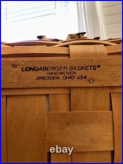 Longaberger Vintage Picnic Basket Lined Longaberger Vintage Picnic Basket Lined