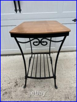 Longaberger Wrought Iron Library/End table with Warm Brown WoodCrafts Top