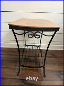 Longaberger Wrought Iron Library End table with Warm Brown Wood Crafts Top Longaberger Wrought Iron Library End table with Warm Brown Wood Crafts Top