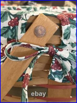 Longaberger Yuletide Treasures Hostess Basket Plastic&Fabric Liner Wood Lid 1996 Longaberger Yuletide Treasures Hostess Basket Plastic&Fabric Liner Wood Lid 1996