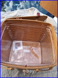 Lot of longaberger baskets