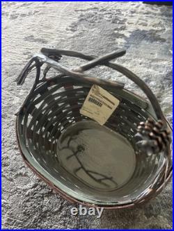 Rare 2007 Longaberger Collectors Club Evergreen Basket withMetal Handle/Protector Rare 2007 Longaberger Collectors Club Evergreen Basket withMetal Handle/Protector