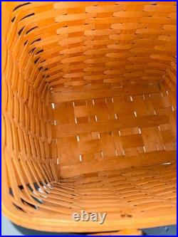 VTG Longaberger Large Market Basket with lid beautiful condition signed 1990 LED
