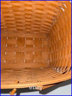 VTG Longaberger Large Market Basket with lid beautiful condition signed 1990 LED