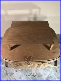 Vintage 1980 Longaberger Family Picnic Basket Large With Serving Tray 17x14x11